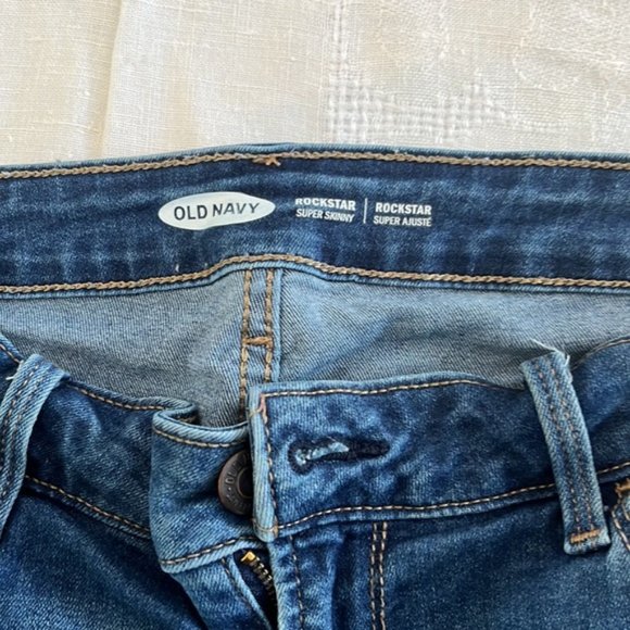 Old Navy Rock Star Super Skinny Jeans Medium Wash Distressed Look 27” i… - Picture 5 of 8